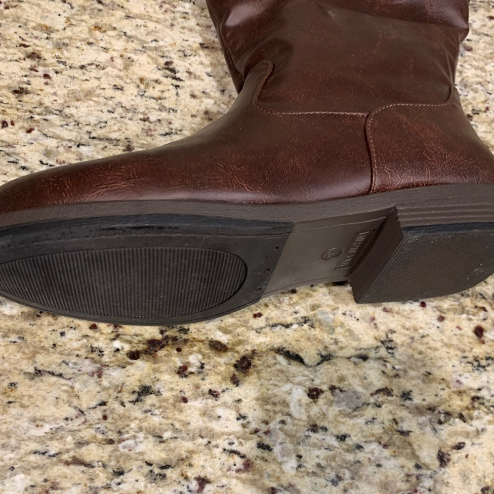 Women’s Tori Knee-High Boots - Picture 13 of 15